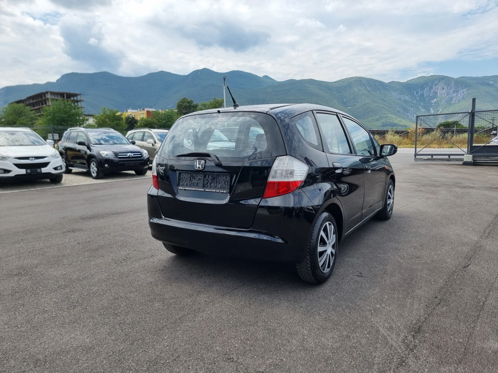 Honda Jazz 1.3I FACE - изображение 6