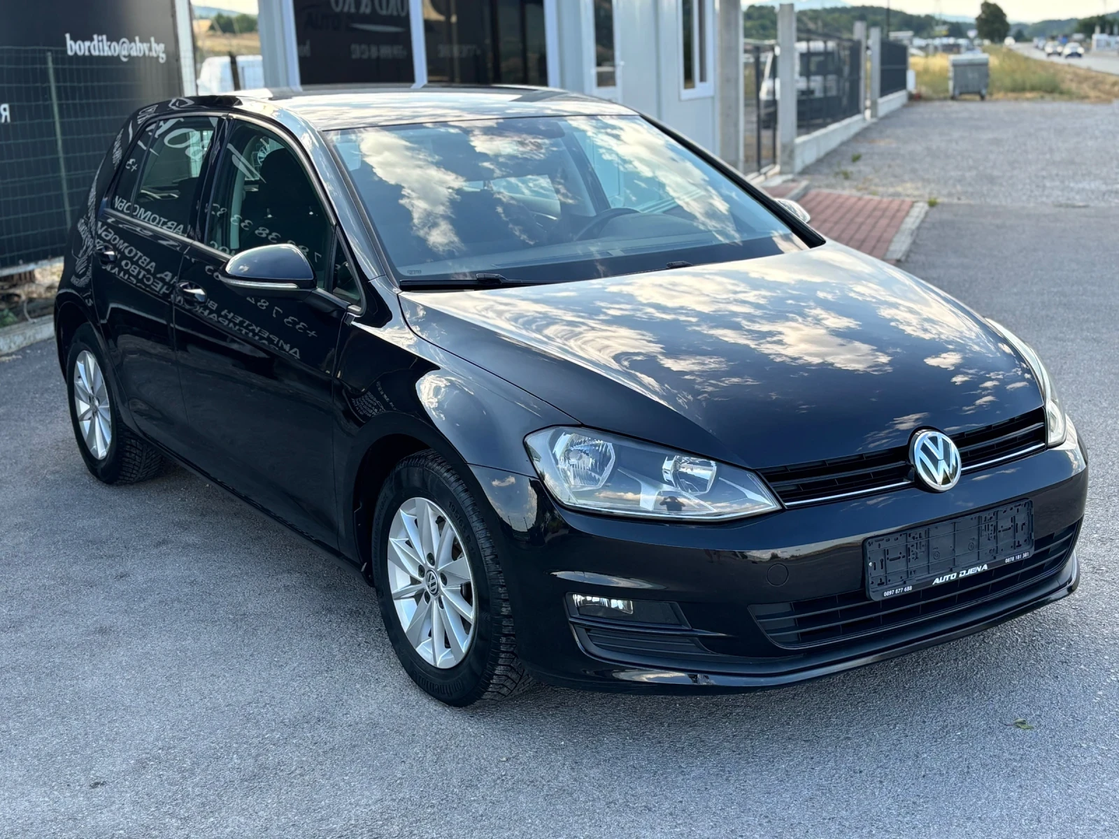 VW Golf 1.6 TDI  90 к.с.  TOP  - изображение 2