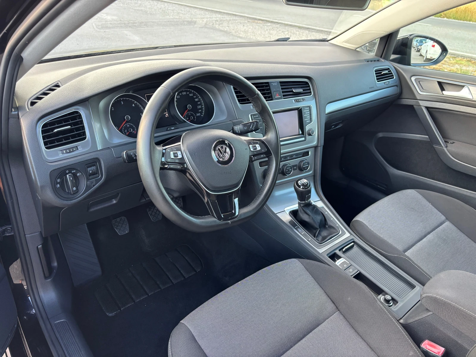 VW Golf 1.6 TDI  90 к.с.  TOP  - изображение 10