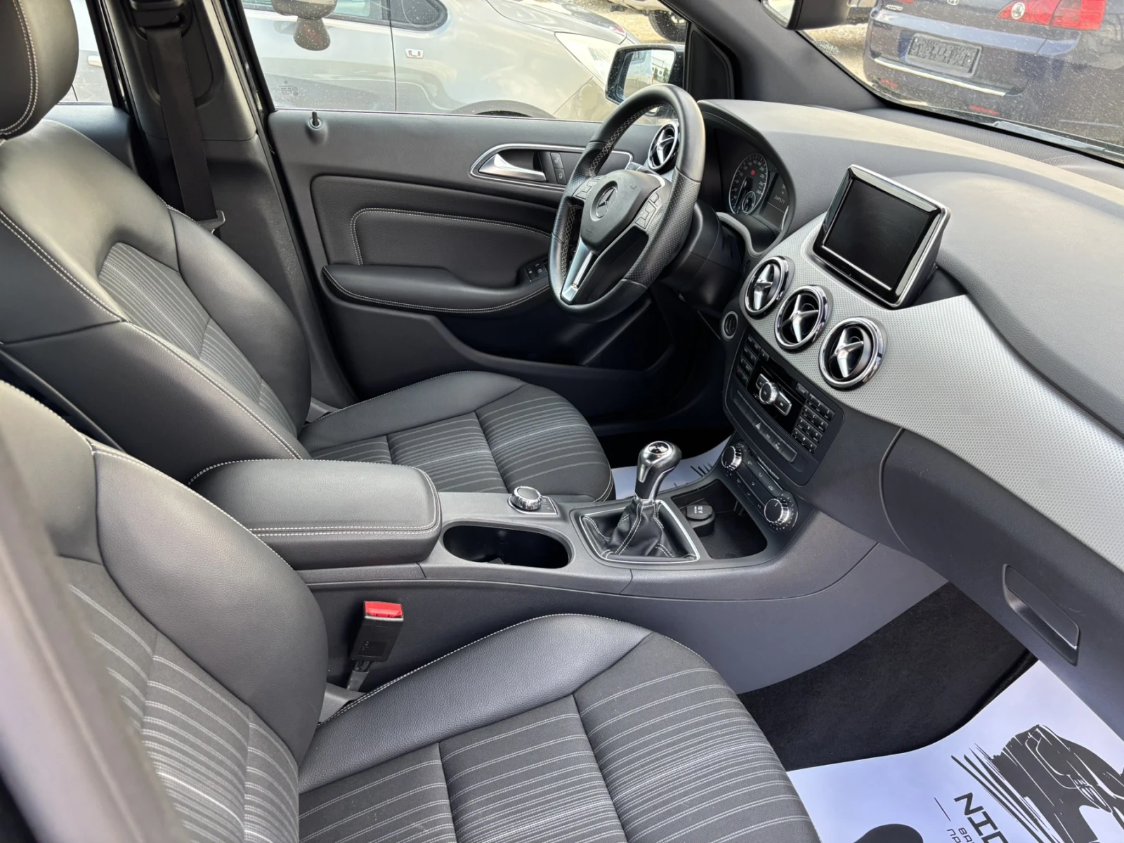 Mercedes-Benz B 200 W246 1.8CDI - изображение 10