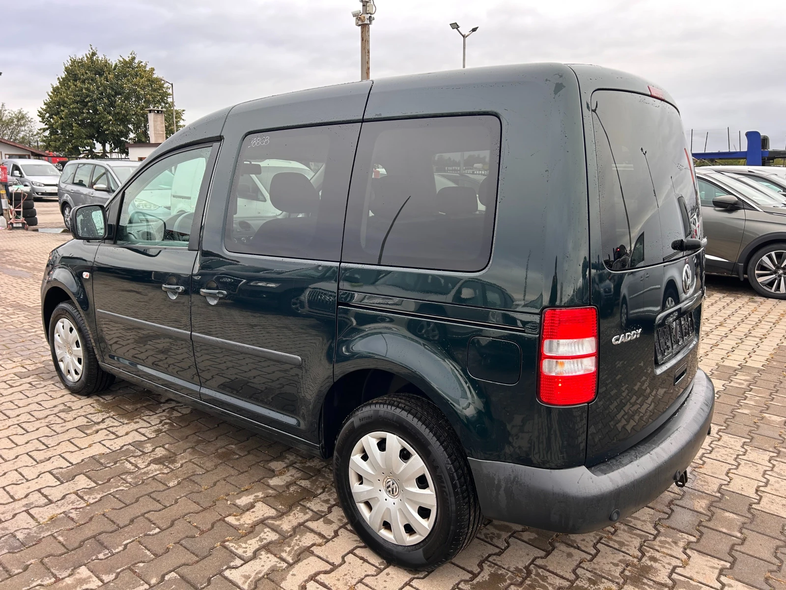 VW Caddy 1.6TDI 5+ 1 EURO 5 - изображение 8