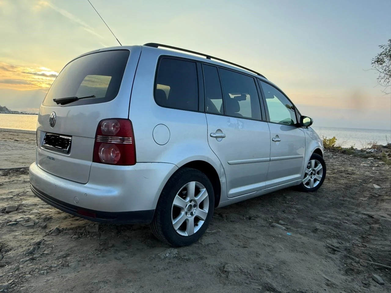 VW Touran  - изображение 4