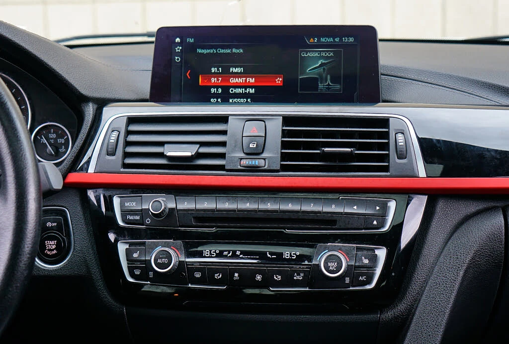 BMW 330 xDrive * АвтоКреди* (ЦЕНА ДО БГ)*  - изображение 9