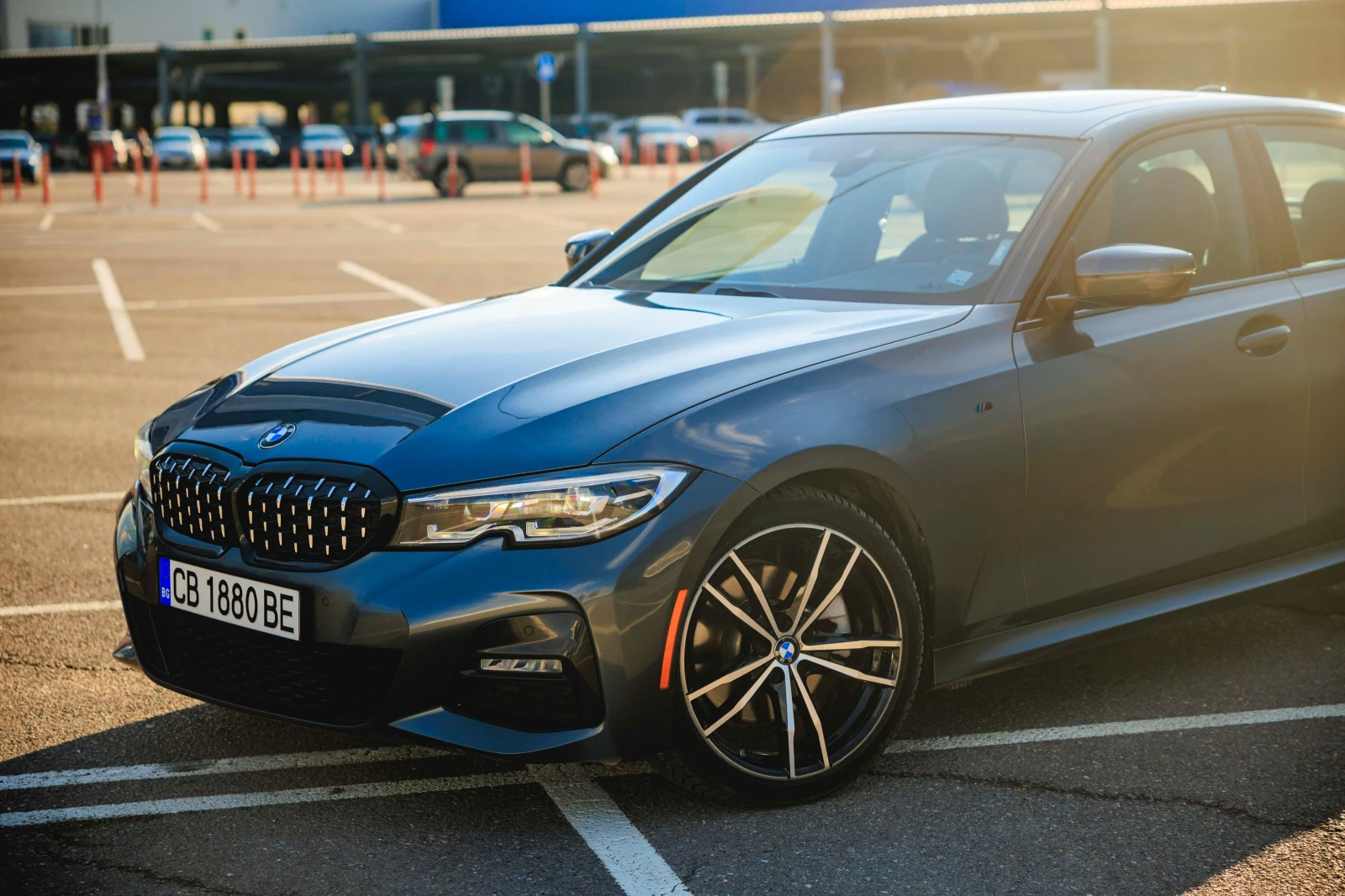 BMW 330 Xdrive M-pack - изображение 9