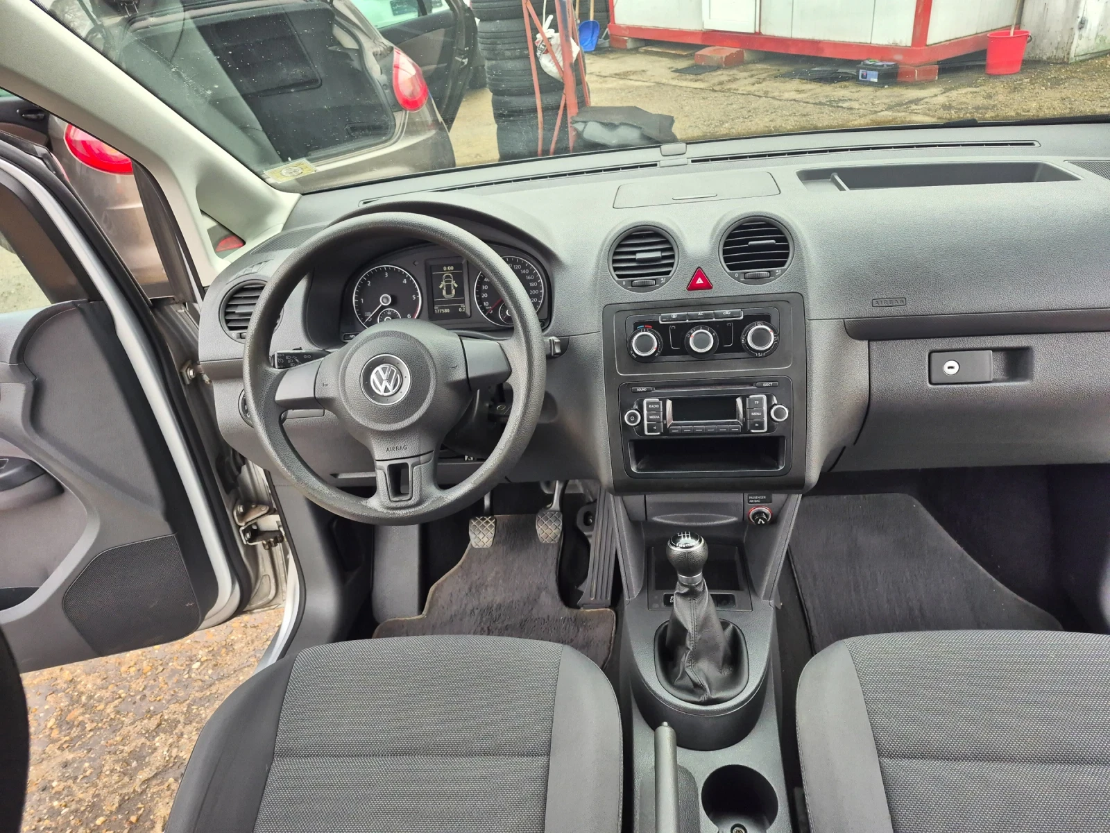 VW Caddy 2.0TDI. 4+ 4    | Mobile.bg � ����������� 16