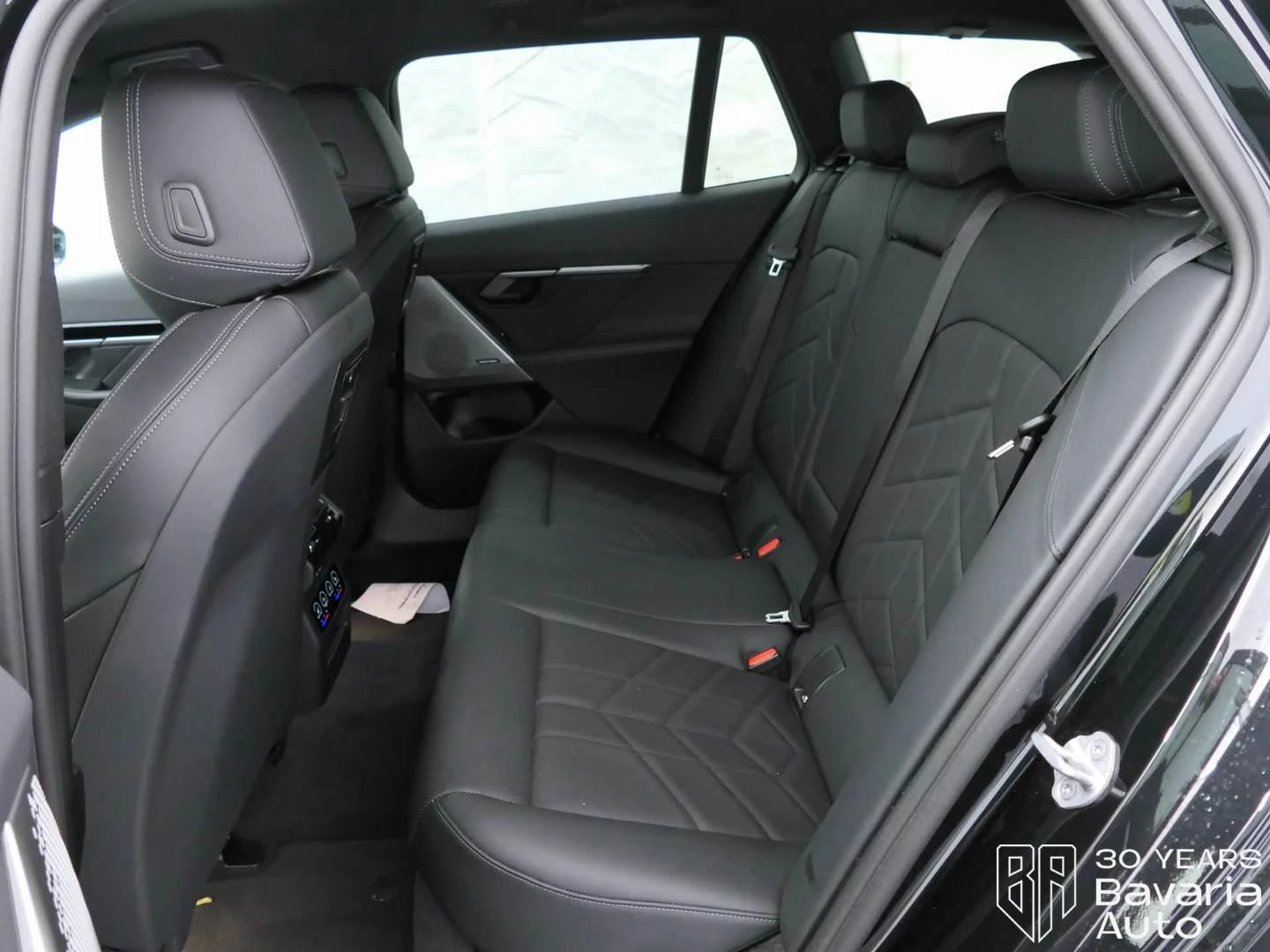 BMW 520 d xDrive Touring M Sport Paket Steptronic, снимка 8 - Автомобили и джипове - 54000117