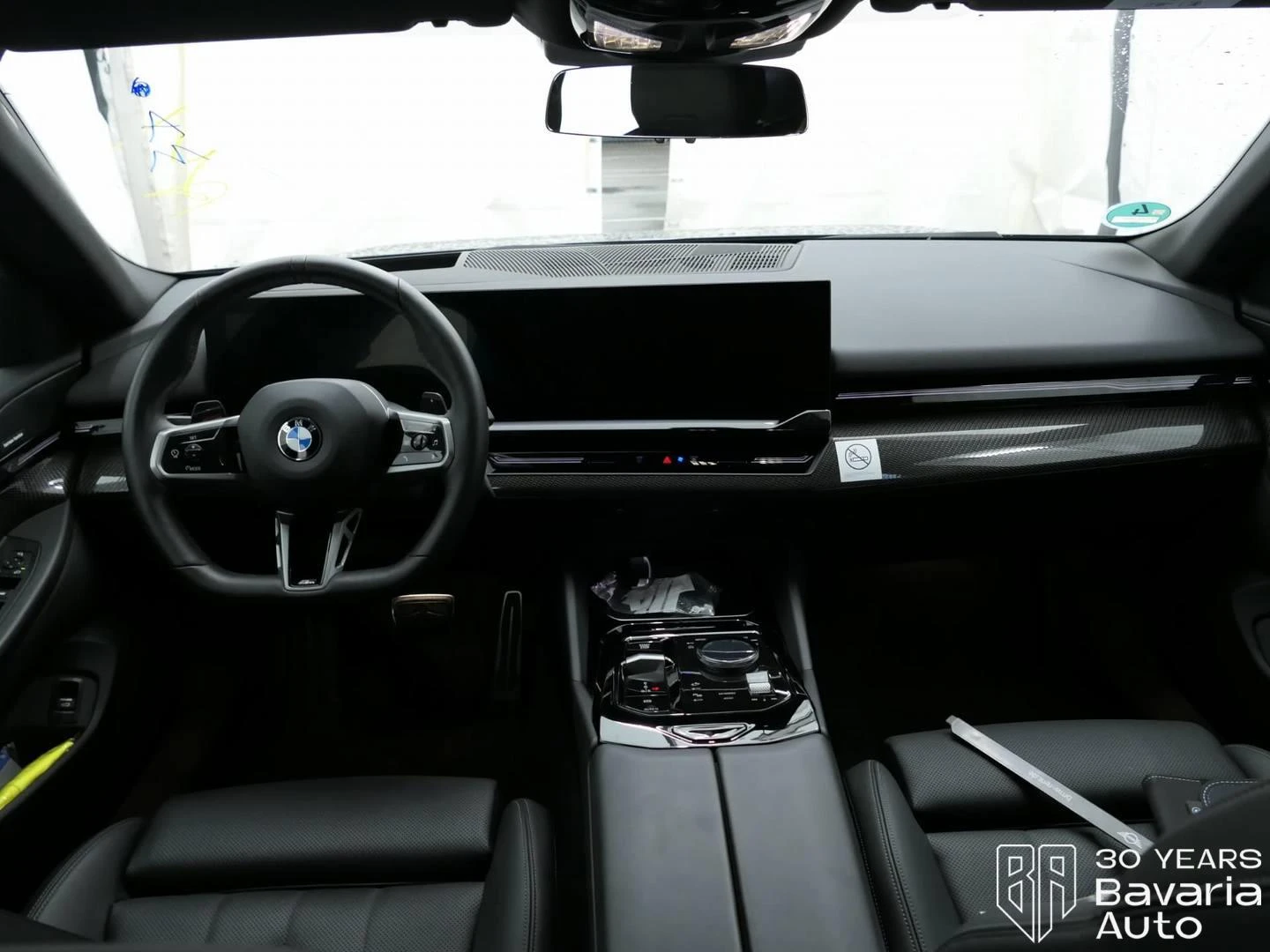 BMW 520 d xDrive Touring M Sport Paket Steptronic, снимка 6 - Автомобили и джипове - 54000117