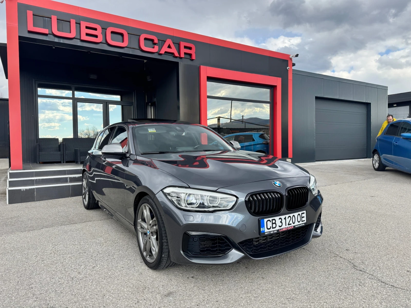 BMW M140 X-DRIVE* CARBON* HARMAN* KEYLESS* FULL* TOP* SWISS