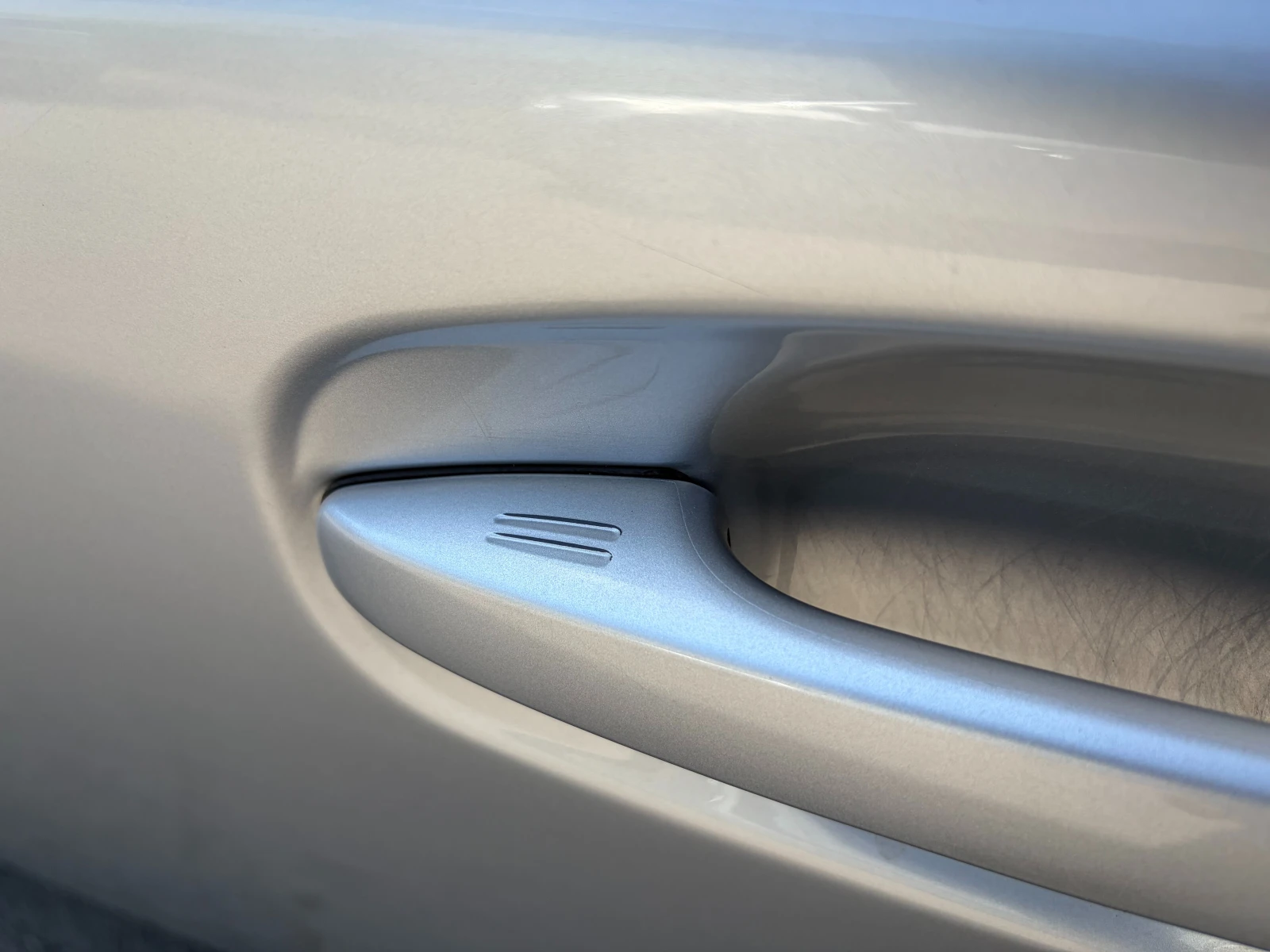 Toyota Avensis 2.2d, снимка 5 - Автомобили и джипове - 54341675