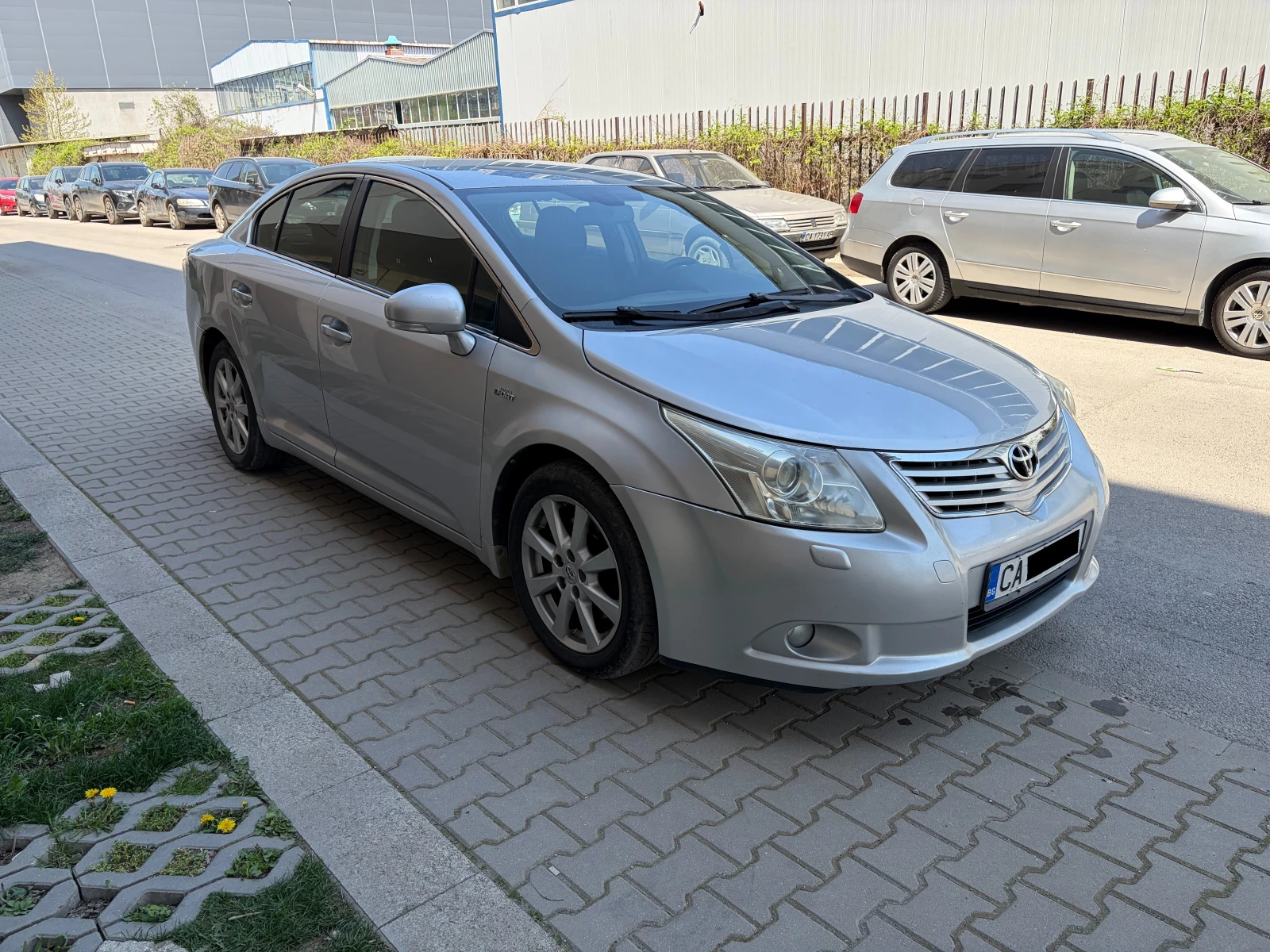 Toyota Avensis 2.2d, снимка 2 - Автомобили и джипове - 54341675