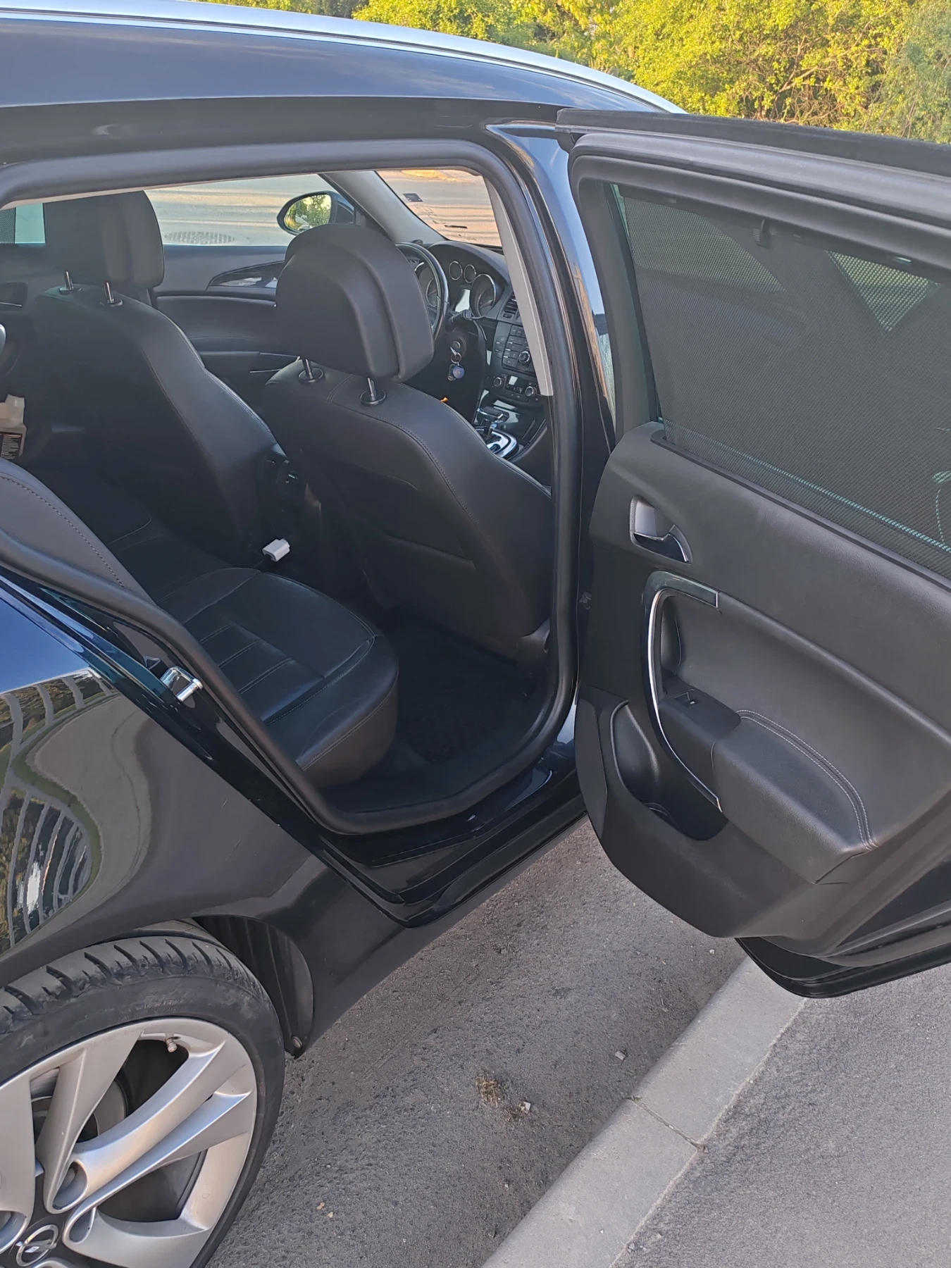 Opel Insignia, снимка 9 - Автомобили и джипове - 54722644