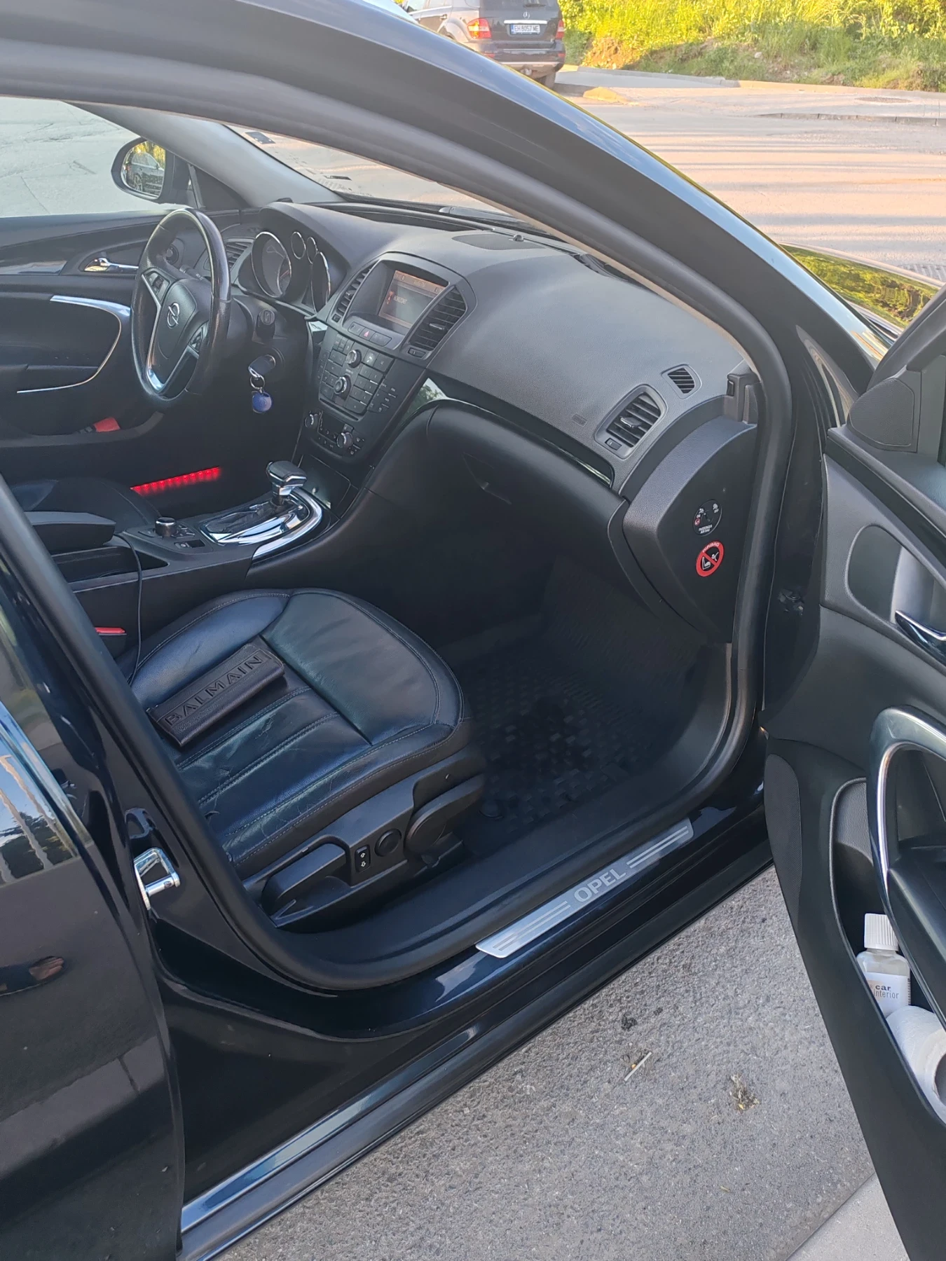 Opel Insignia, снимка 8 - Автомобили и джипове - 54722644