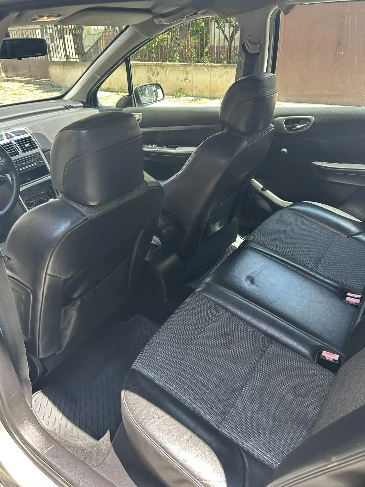 Peugeot 307, снимка 8 - Автомобили и джипове - 54839063