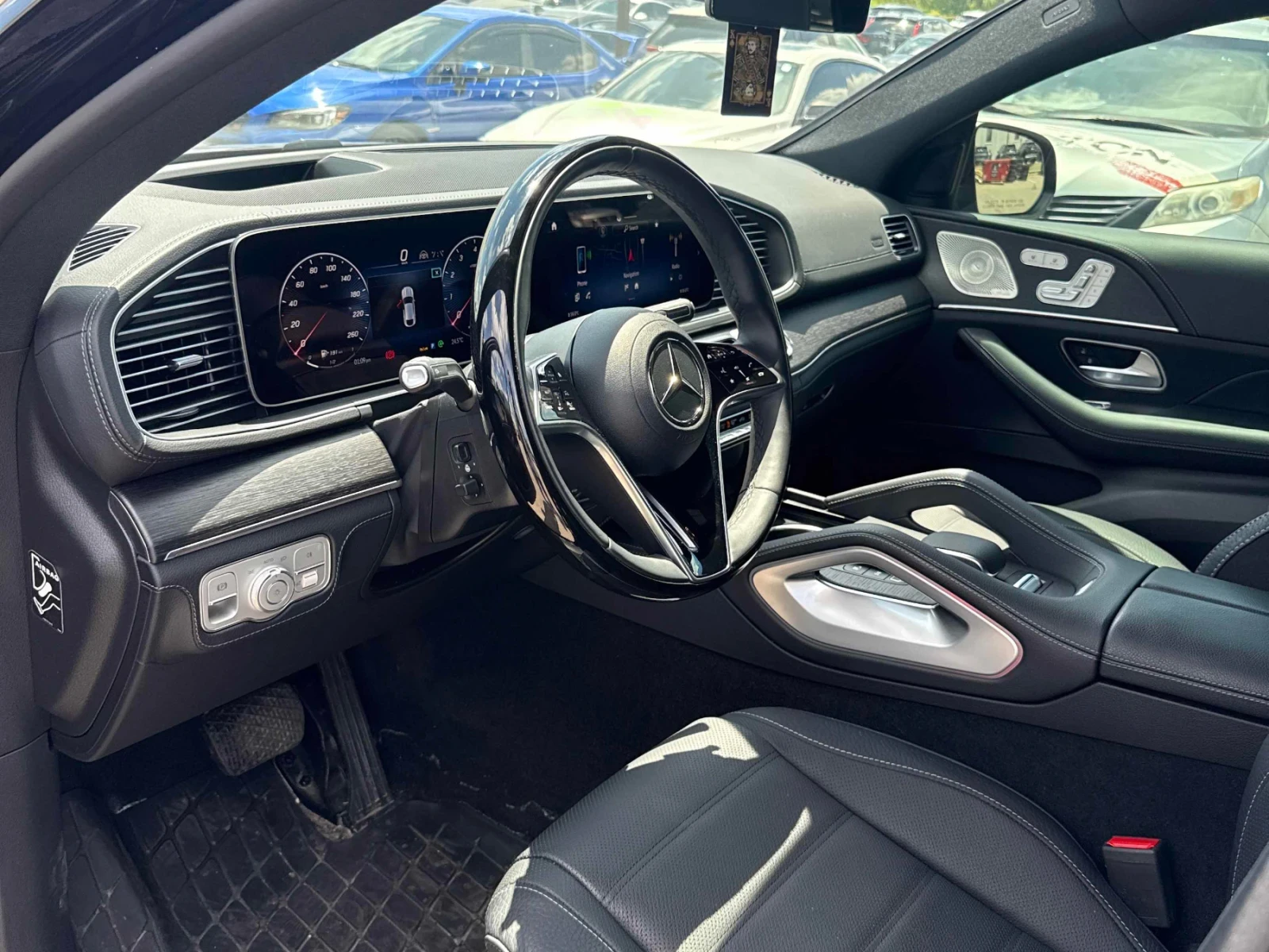 Mercedes-Benz GLE 450 COUPE * ОБДУХВАНЕ * ПАНОРАМА * HUD * BURMESTER, снимка 6 - Автомобили и джипове - 54935583