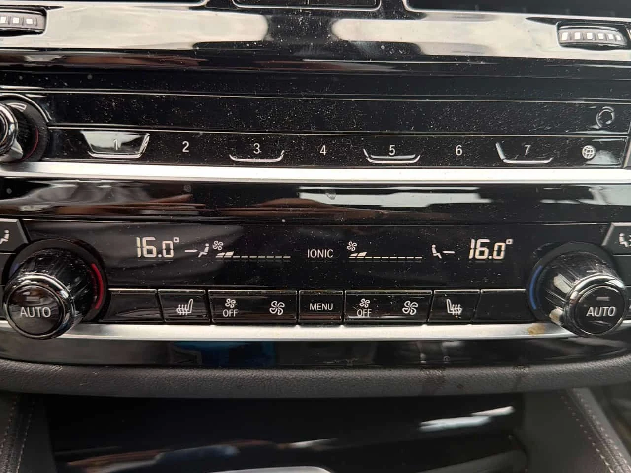 BMW 540 MPackage Distronic xDrive  CARFAX, снимка 10 - Автомобили и джипове - 55046083