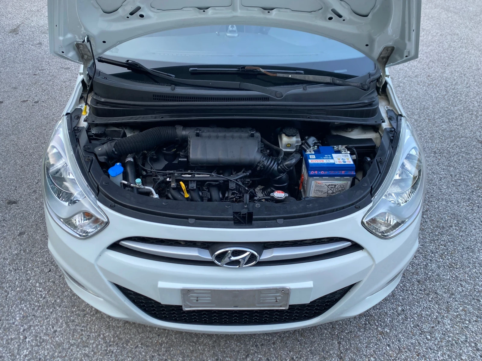 Hyundai I10 1.2i* 84кс* АВТОМАТ* 4-цилиндров двигател, снимка 17 - Автомобили и джипове - 55409857