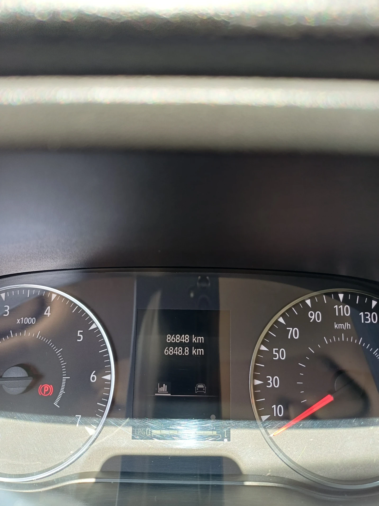Dacia Sandero Бензин/Газ, снимка 11 - Автомобили и джипове - 55434539