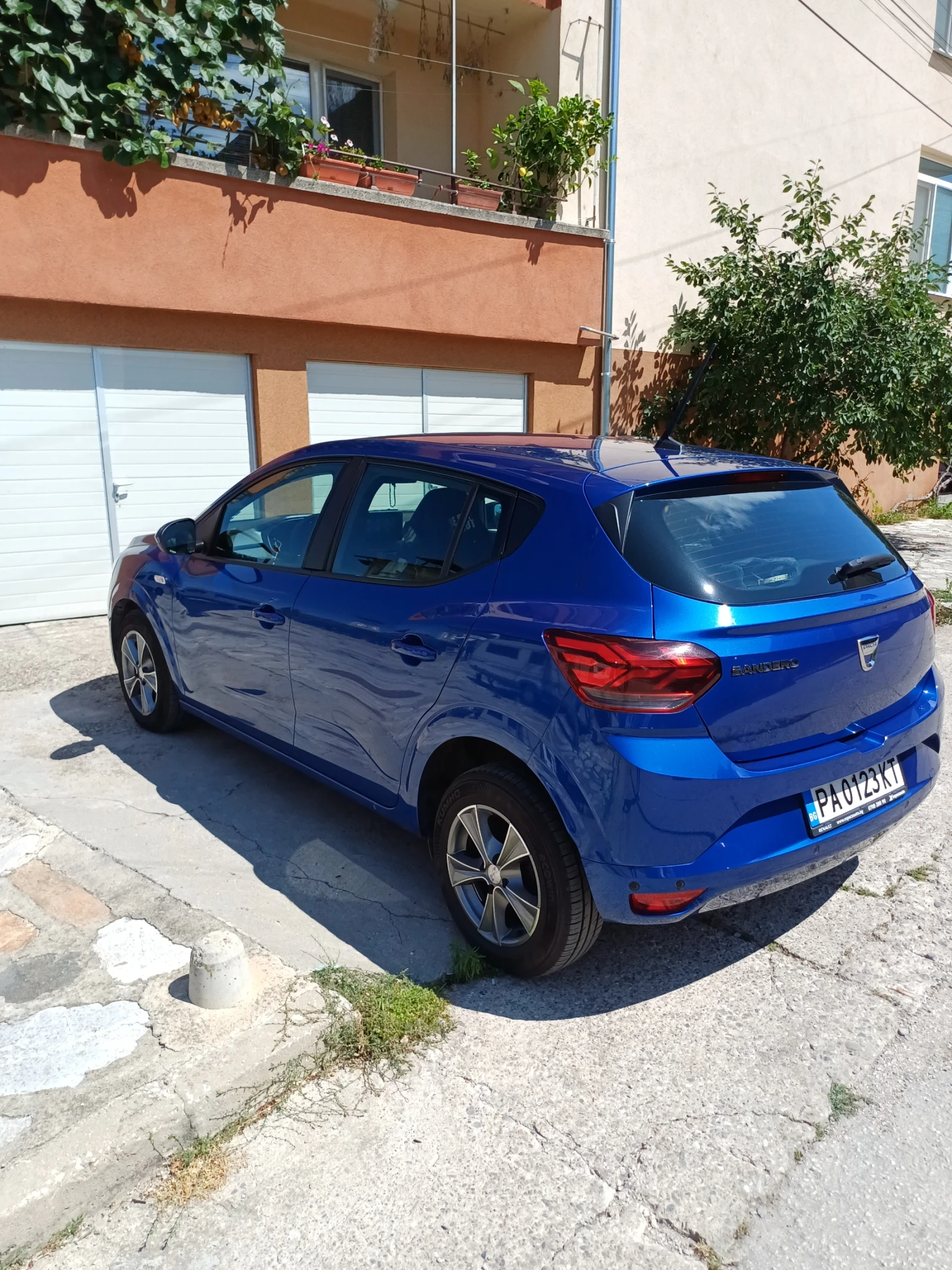 Dacia Sandero Бензин/Газ, снимка 2 - Автомобили и джипове - 55434539