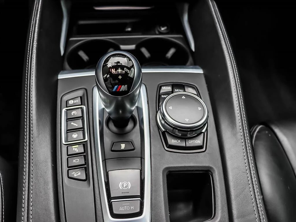 BMW X5M Donington Grey Met/ Carbon trim/ проверена, снимка 13 - Автомобили и джипове - 55444694