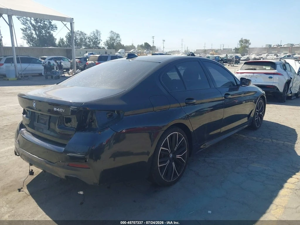 BMW 540 M SPORT * FACELIFT * * CARFAX * , снимка 4 - Автомобили и джипове - 55877700