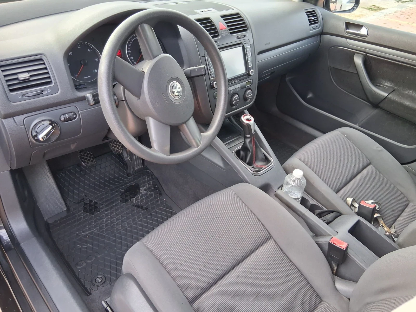 VW Golf Голф 5 (1.9ТДИ 105к.с), снимка 8 - Автомобили и джипове - 56264589