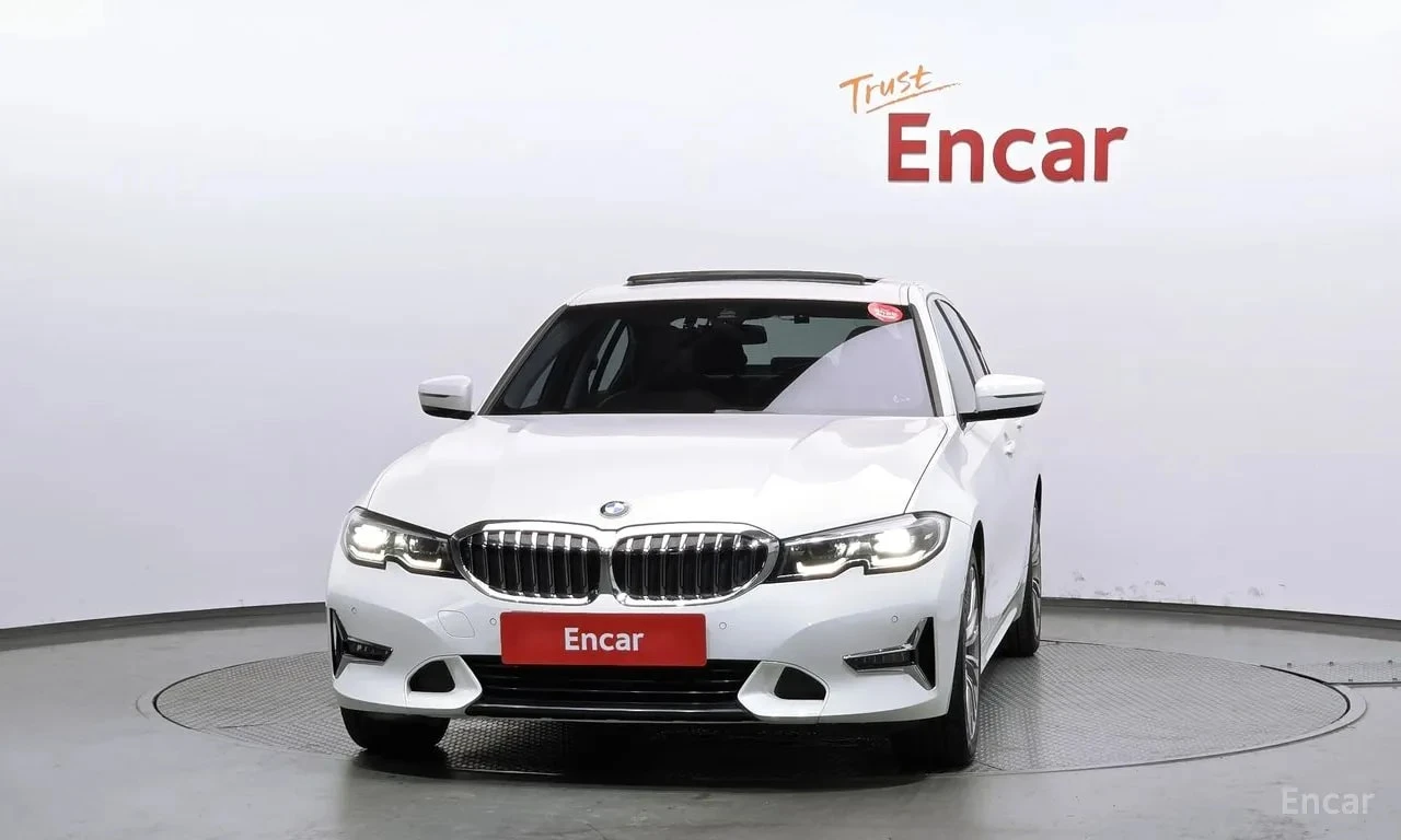 BMW 320 d Luxury/ПОДГРЕВ/ШИБЕДАХ/ФИНАНСИРАНЕ, снимка 3 - Автомобили и джипове - 56134313