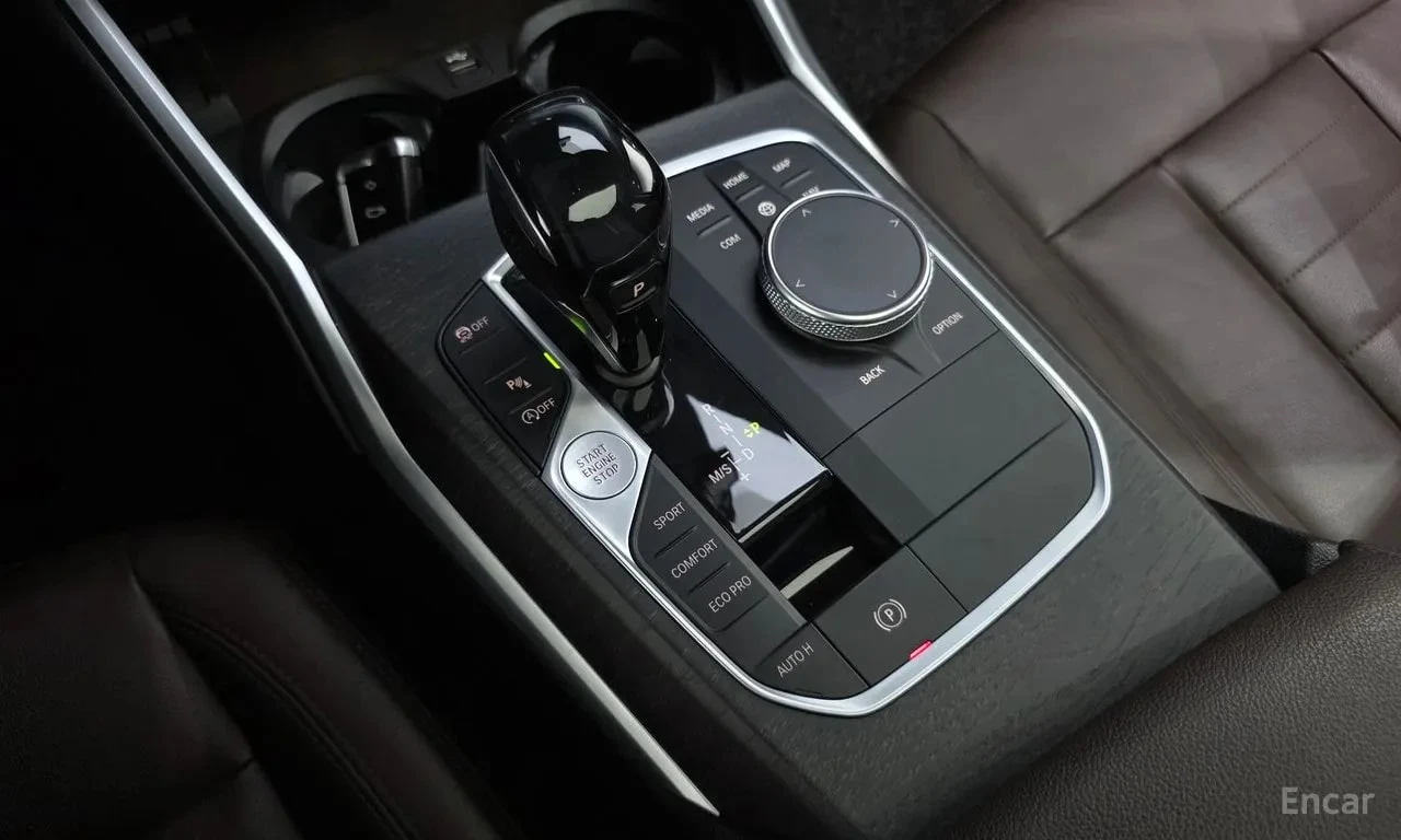 BMW 320 d Luxury/ПОДГРЕВ/ШИБЕДАХ/ФИНАНСИРАНЕ, снимка 9 - Автомобили и джипове - 56134313
