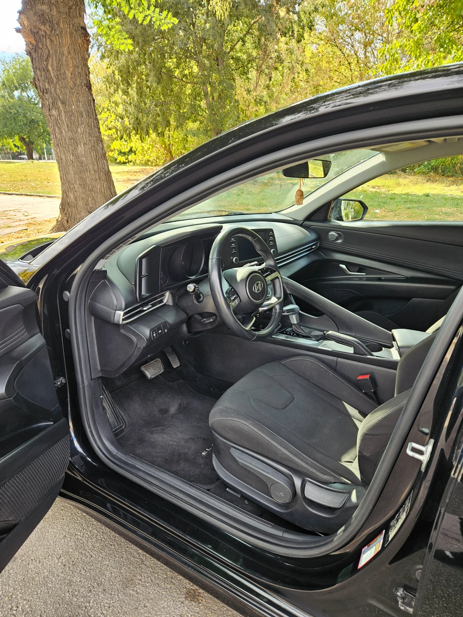 Hyundai Elantra, снимка 6 - Автомобили и джипове - 56267436