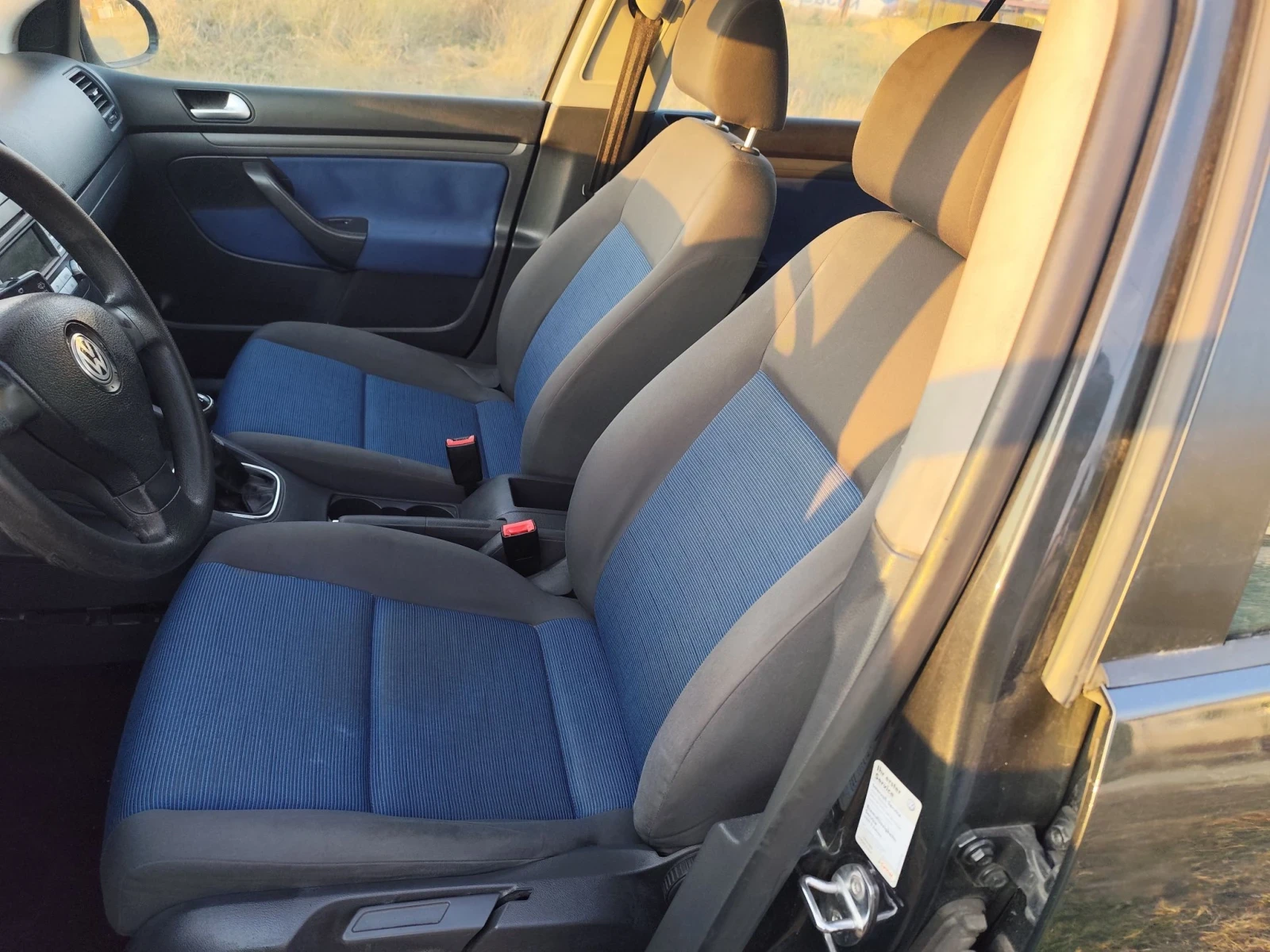 VW Golf НОВ ВНОС , снимка 9 - Автомобили и джипове - 56650622