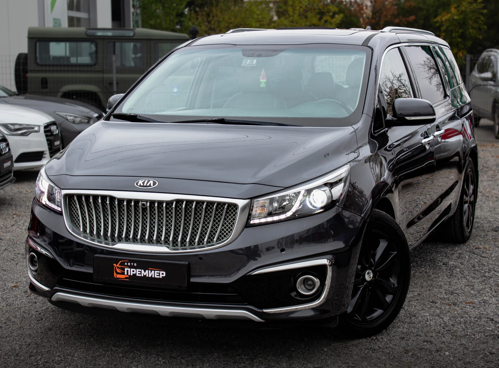 Kia Carnival 2.2CRDI-202hp-ПЕРФЕКТНА-6М.ГАР.РЕАЛНИ КМ.