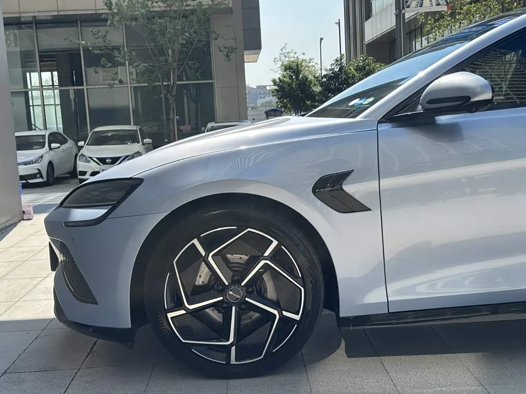BYD Seal 650km AWD Performance, снимка 5 - Автомобили и джипове - 56738925
