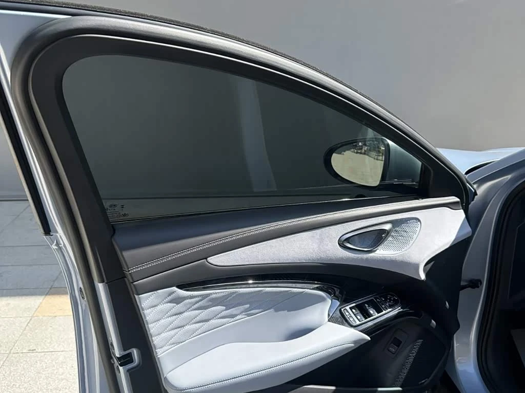 BYD Seal 650km AWD Performance, снимка 11 - Автомобили и джипове - 56738925
