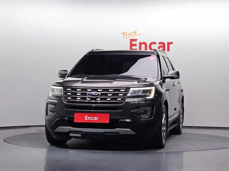 Ford Explorer 2.3 AWD, снимка 3 - Автомобили и джипове - 54351885