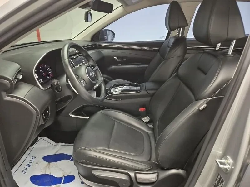 Hyundai Tucson DIESEL 2.0 2WD PREMIUM, снимка 15 - Автомобили и джипове - 54955744