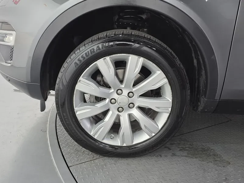 Land Rover Discovery Sport 2.2 Sd4 Hse Luxury, снимка 5 - Автомобили и джипове - 55749944