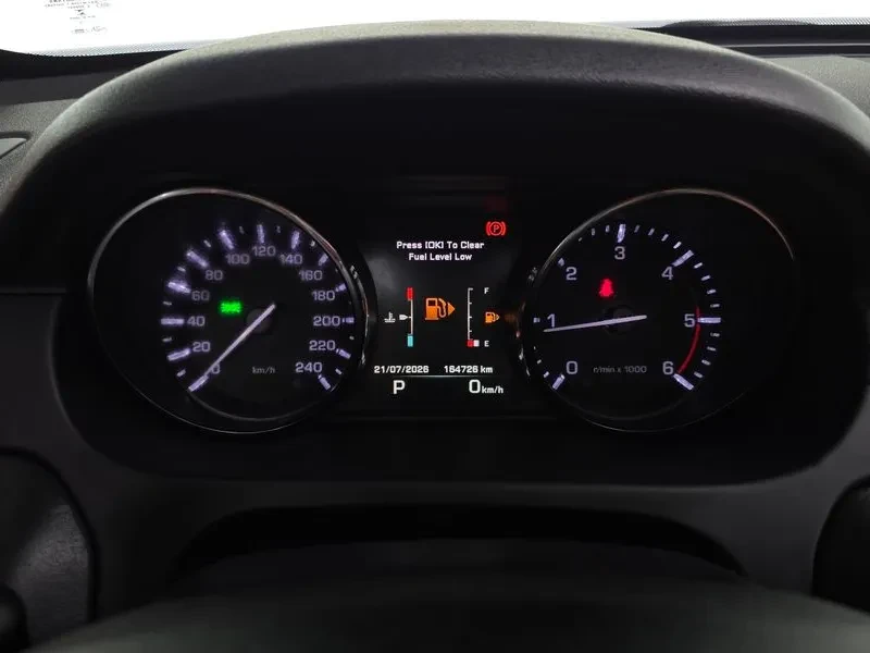 Land Rover Discovery Sport 2.2 Sd4 Hse Luxury, снимка 8 - Автомобили и джипове - 55749944
