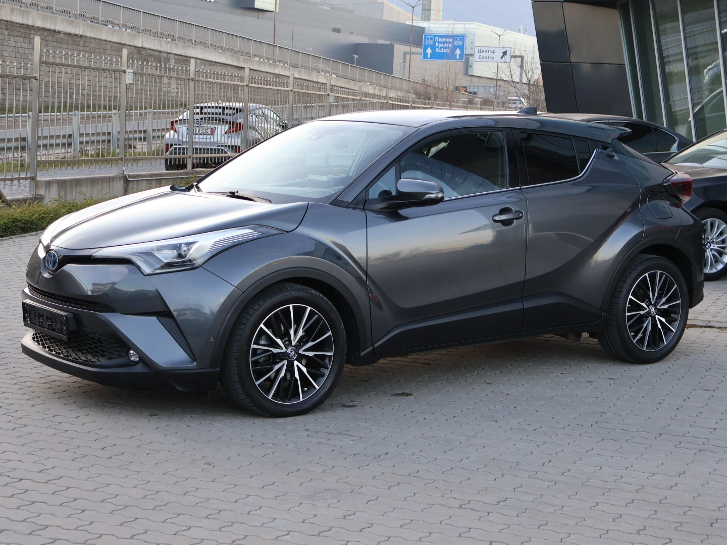 Toyota C-HR LED/BIXENON/ПАРКТРОНИК/ПОДГРЕВ/КАМЕРА/КОЖЕН САЛОН/ - [1] 