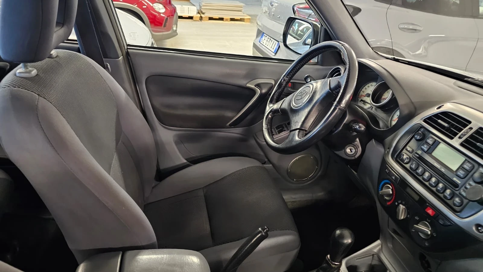 Toyota Rav4  - изображение 6