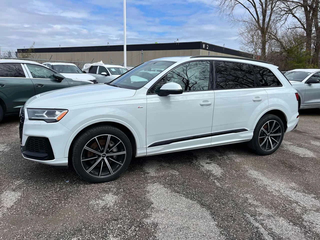 Audi Q7 * ГЛАВНО ПРЕДСТАВИТЕЛСТВО НА AUDI* , снимка 3 - Автомобили и джипове - 54366866