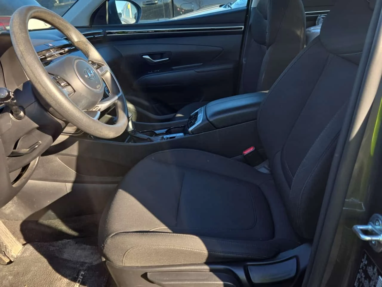 Hyundai Tucson * ESSENTIAL * CARFAX * ���� �� �� | Mobile.bg � ����������� 5