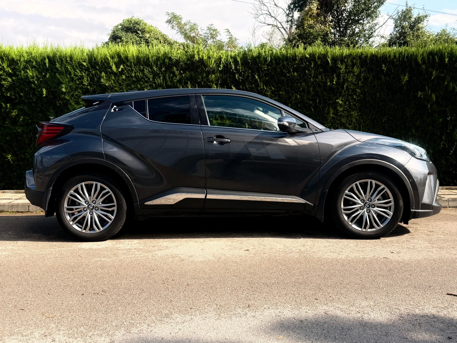 Toyota C-HR Classy / В гаранция, снимка 5 - Автомобили и джипове - 55360919
