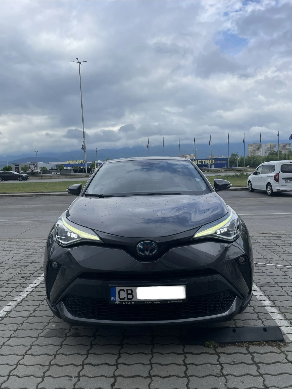 Toyota C-HR Classy / В гаранция, снимка 2 - Автомобили и джипове - 55360919