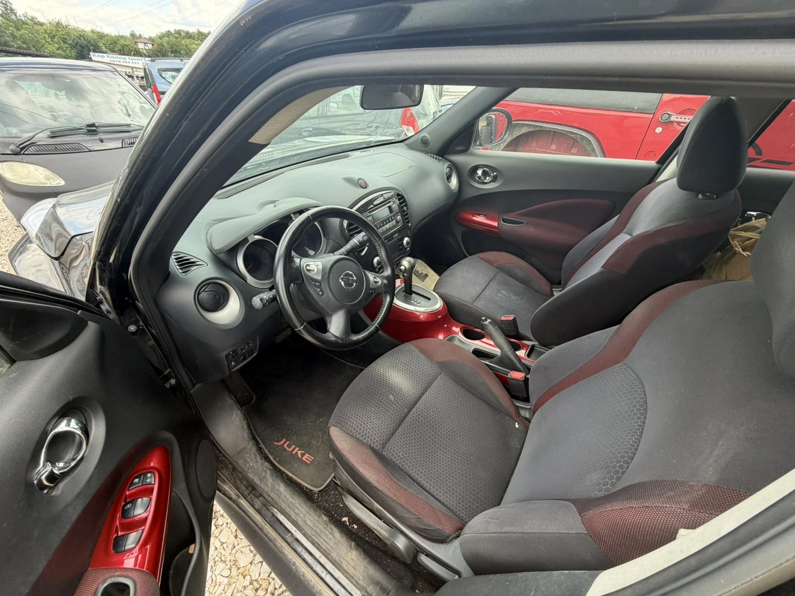 Nissan Juke 1.6i aut, снимка 5 - Автомобили и джипове - 55401734