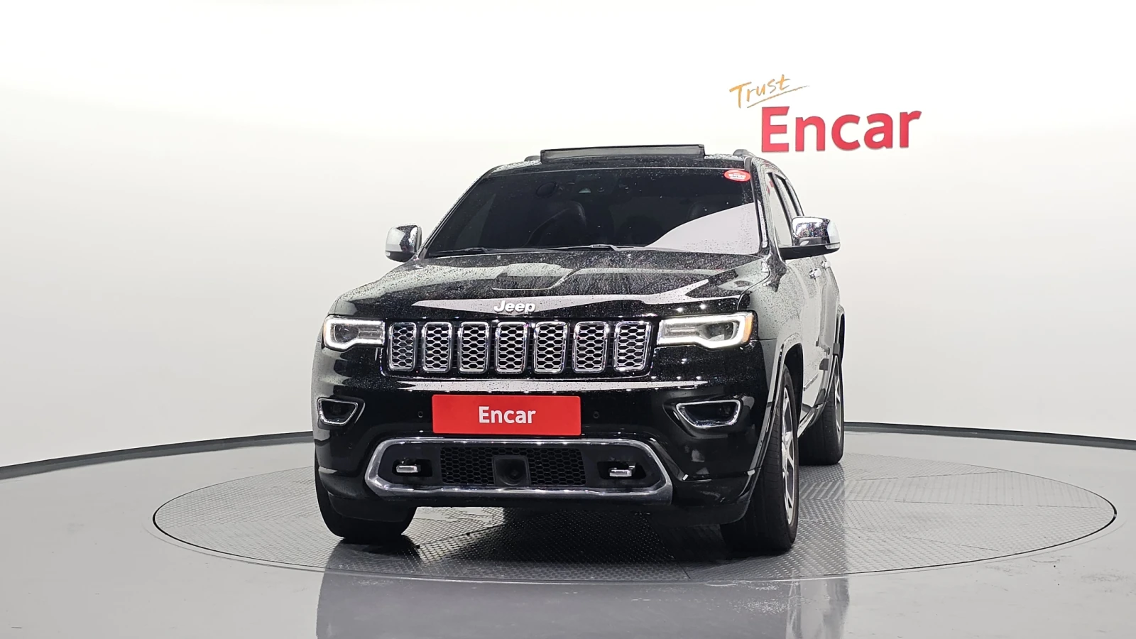 Jeep Grand cherokee OVERLAND / 3.6 / DISTRONIC / ОБДУХ / ПАНО /ПОДГРЕВ, снимка 3 - Автомобили и джипове - 55477021