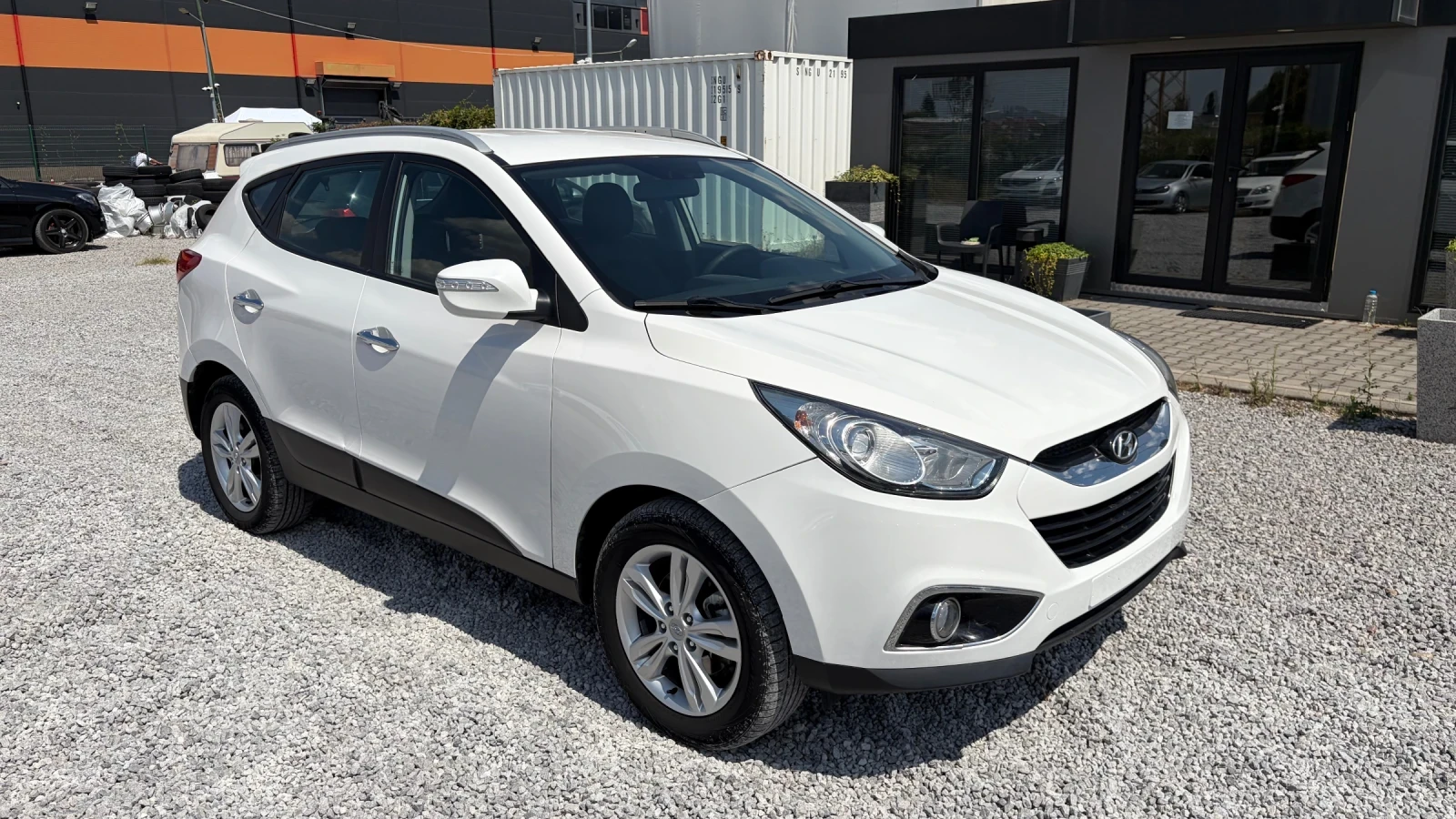 Hyundai IX35 1.7CRDI-115k.c., снимка 8 - Автомобили и джипове - 55559564