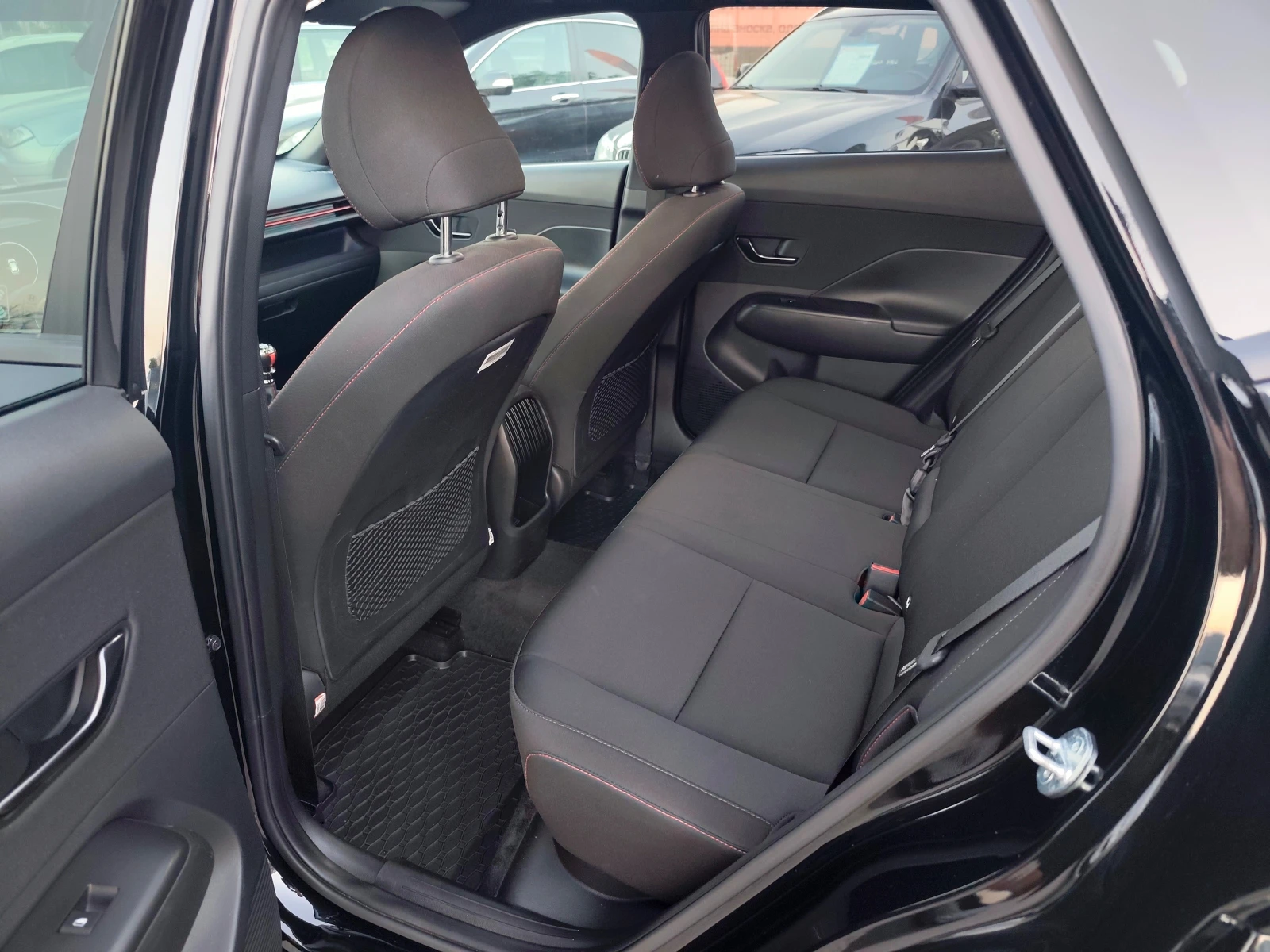 Hyundai Kona N-LINE, снимка 9 - Автомобили и джипове - 55892566
