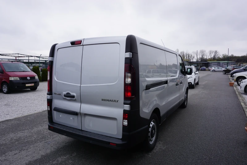 Renault Trafic 145кс/ДЪЛГА БАЗА/2 СТРАНИЧНИ ВРАТИ, снимка 6 - Бусове и автобуси - 49536274