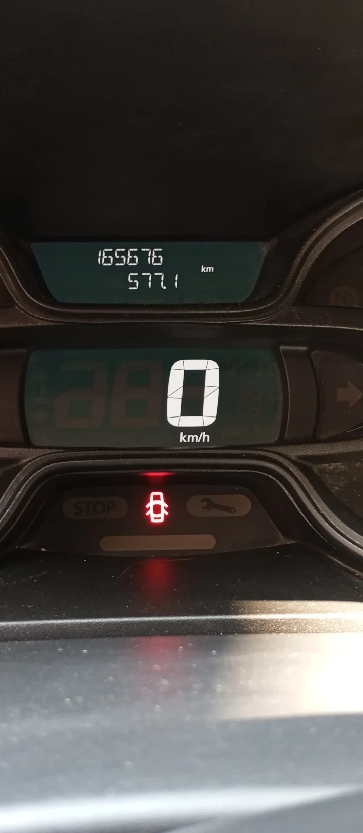 Opel Vivaro, снимка 5 - Бусове и автобуси - 56647266