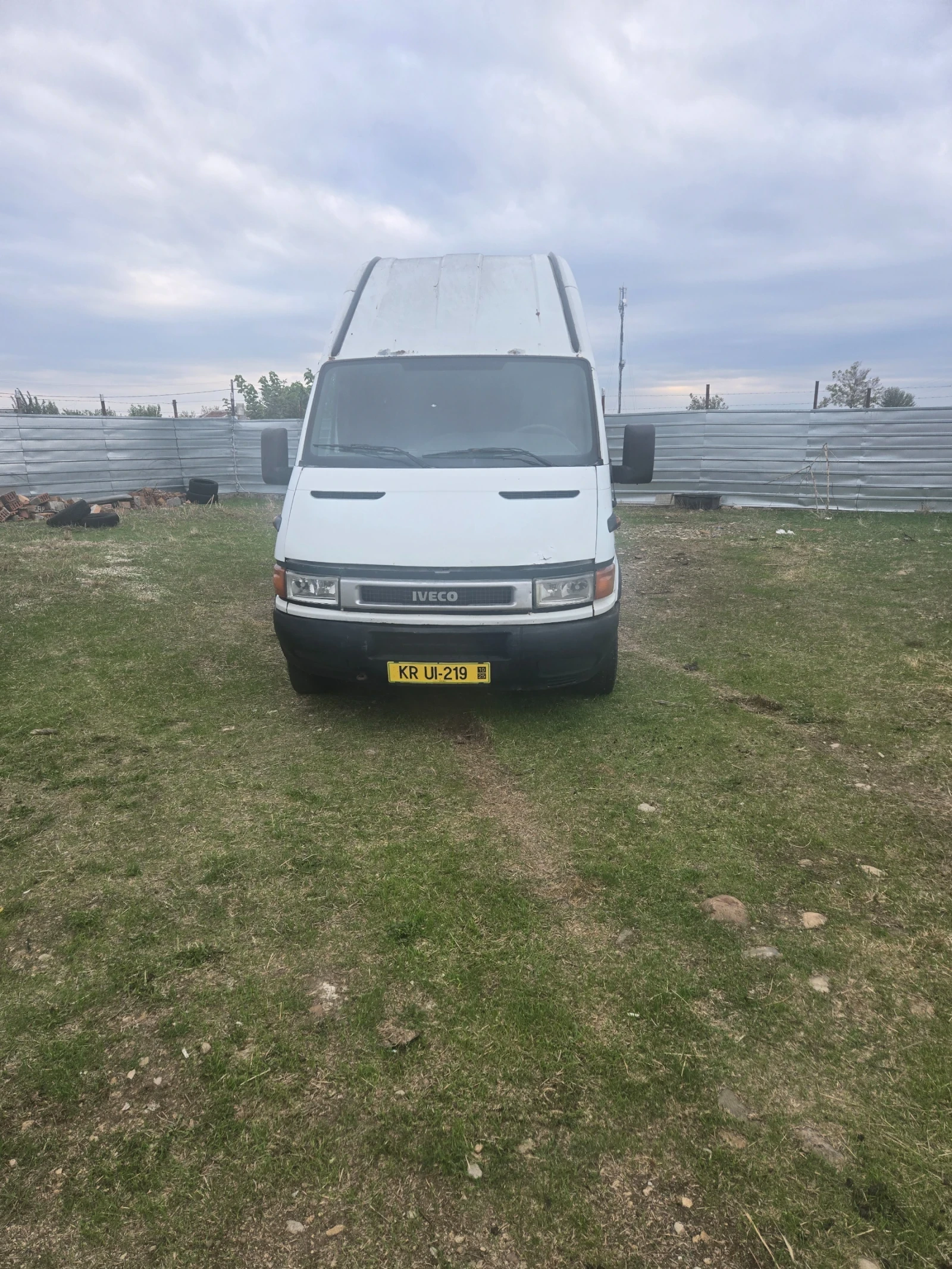 Iveco 35s13 2.8 макси с клима 6 скорости 130коня, снимка 1