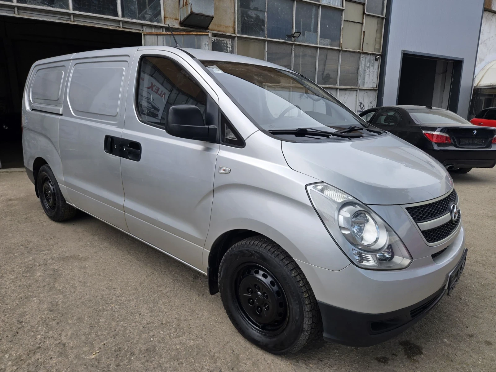 Hyundai H1  - изображение 2